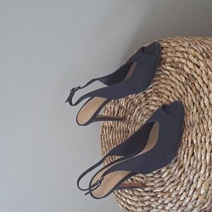NWOT Schutz Mollyna Navy Suede Open Peep Toe Slingback‎ 5" Heel Pump S-10